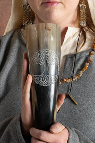 Drinking horn Yggdrasil, 200-300 ml