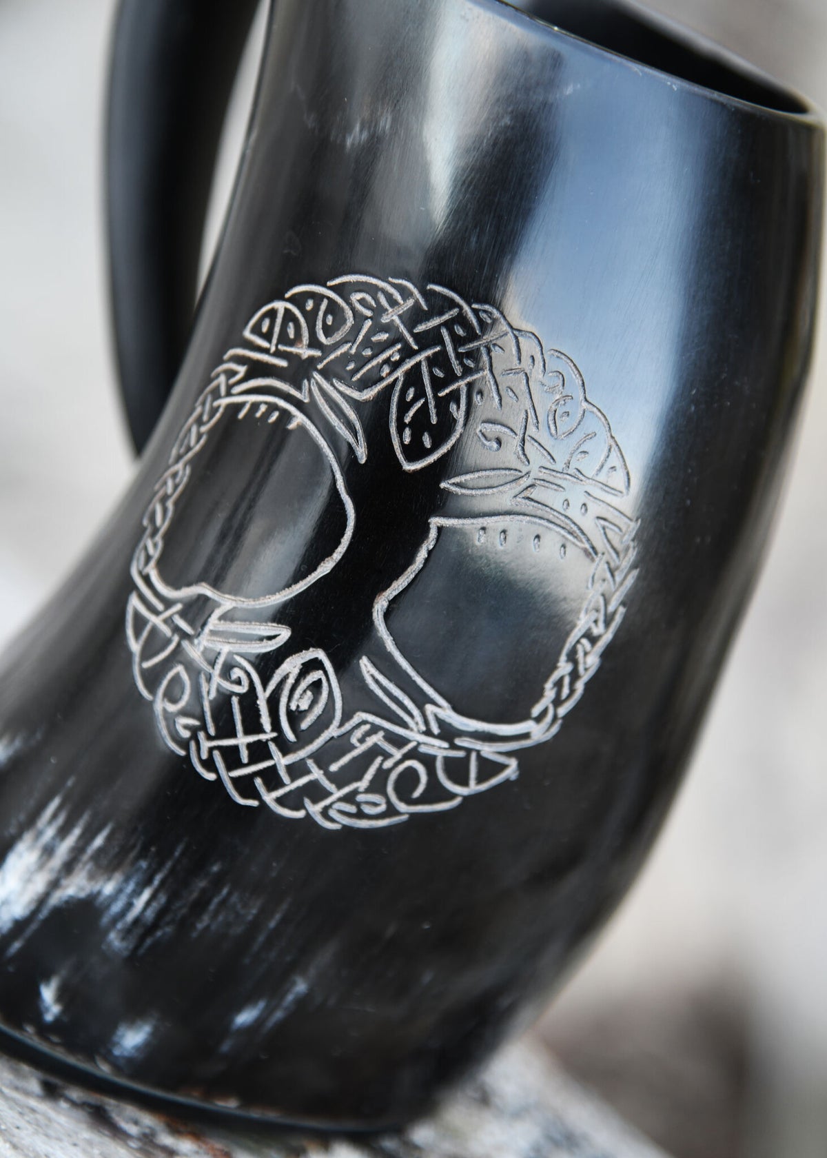 Hoornen beker Yggdrasil, 650-1000 ml