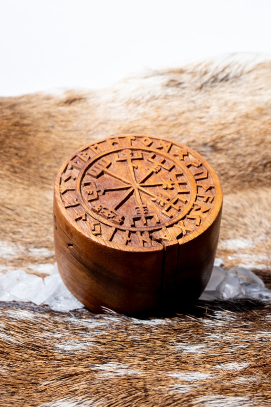 Jewelry box Vegvisir, wood