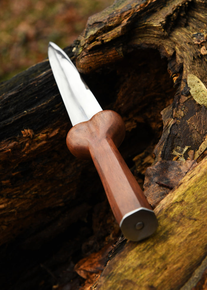 Dagger z kulistą głowicą, półostry