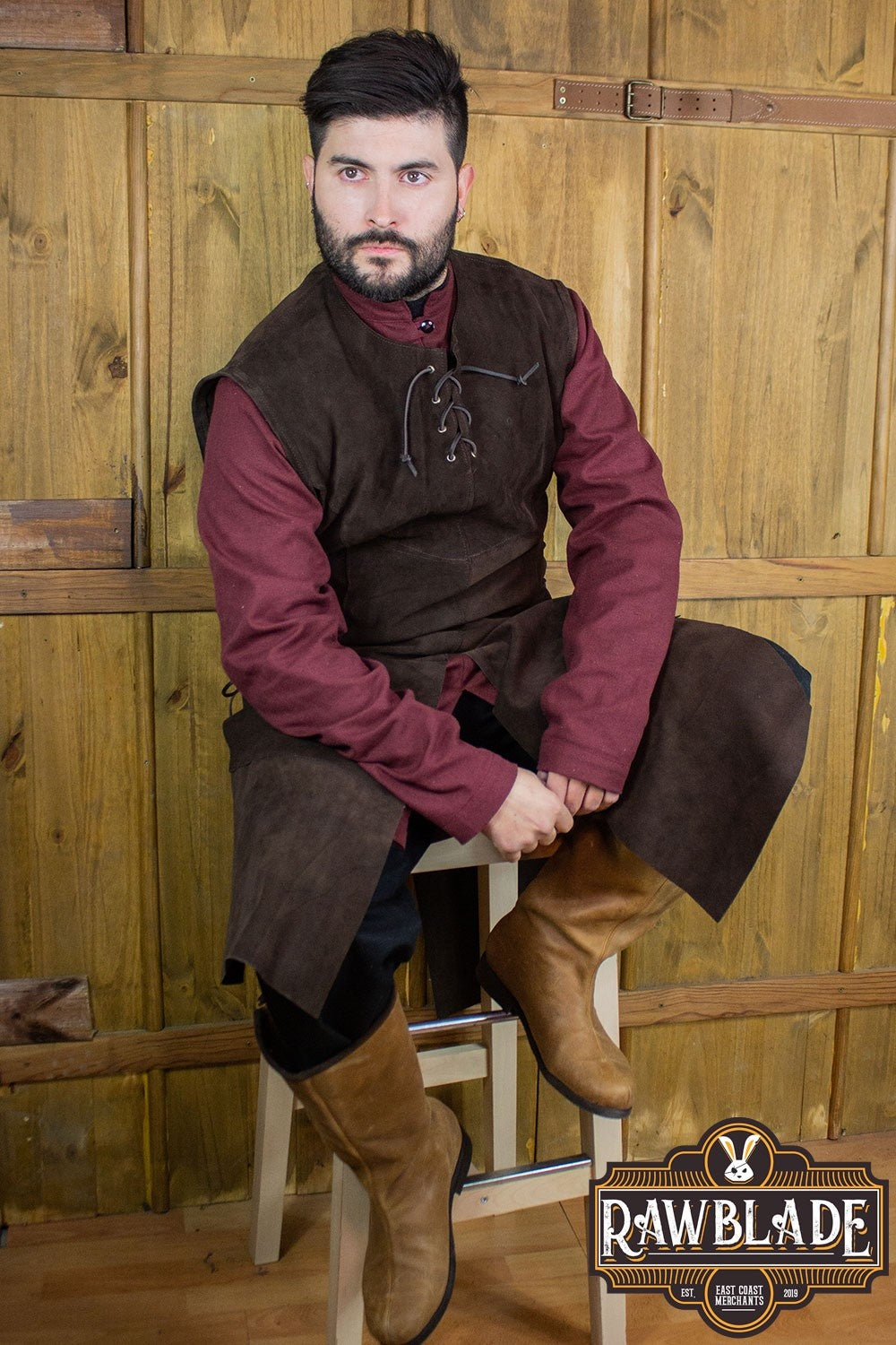 Tabard John ze skóry dwoinowej – brązowy