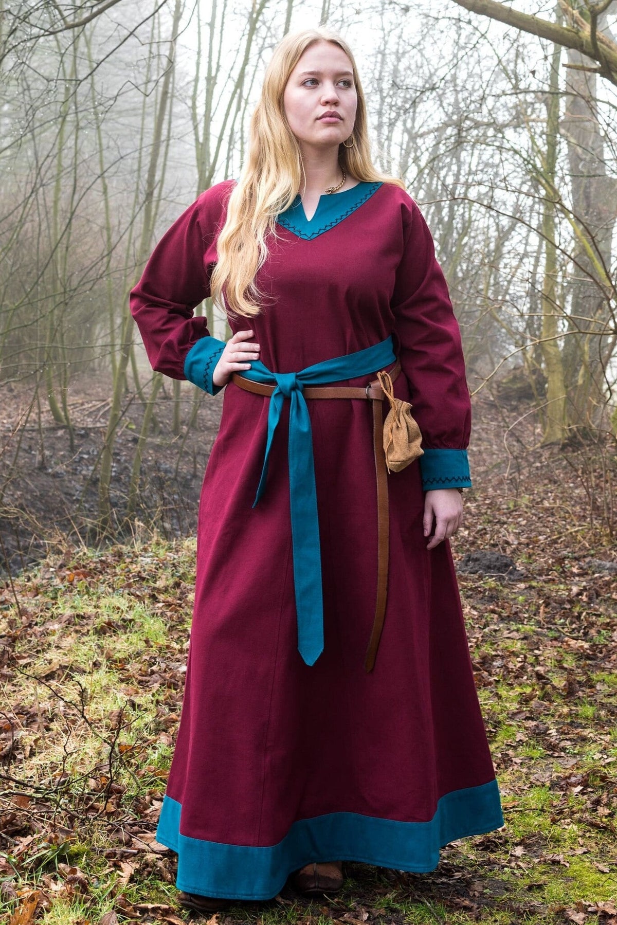 Viking dress Helga, red-blue