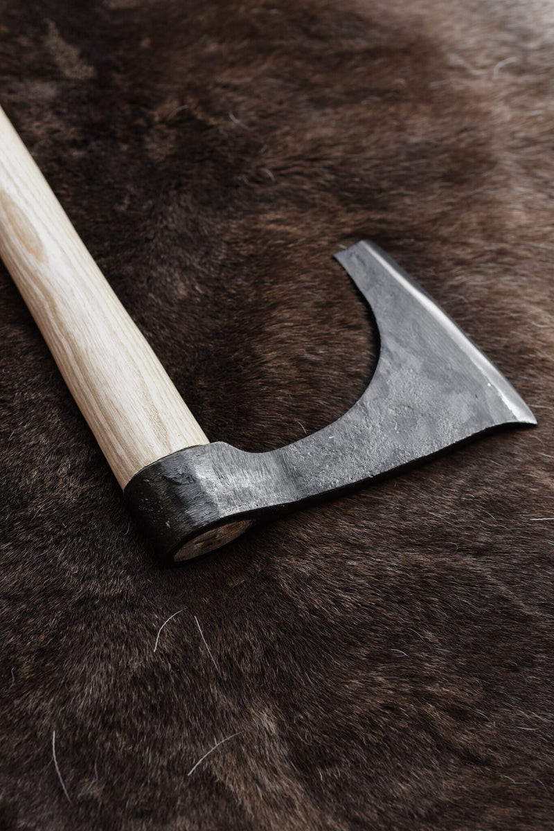 Huscarl skeggox Skuli, type C, semi-skarp