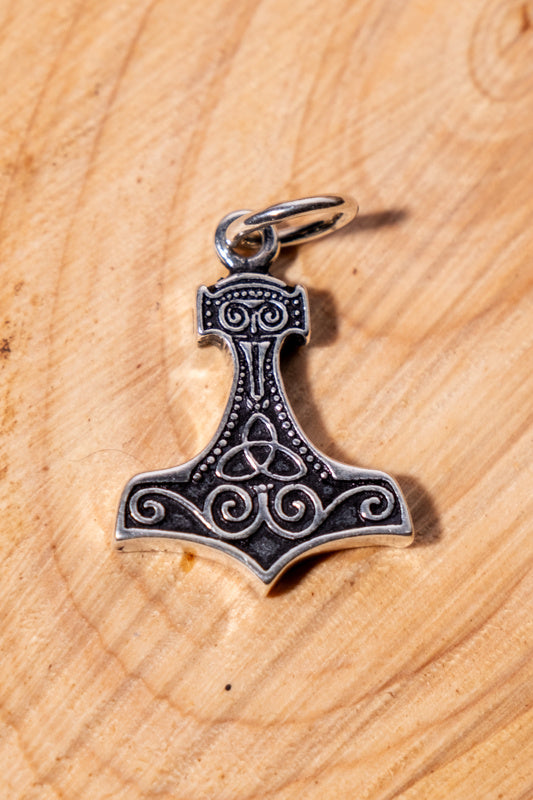 Martelo de Thor com triquetra, prata