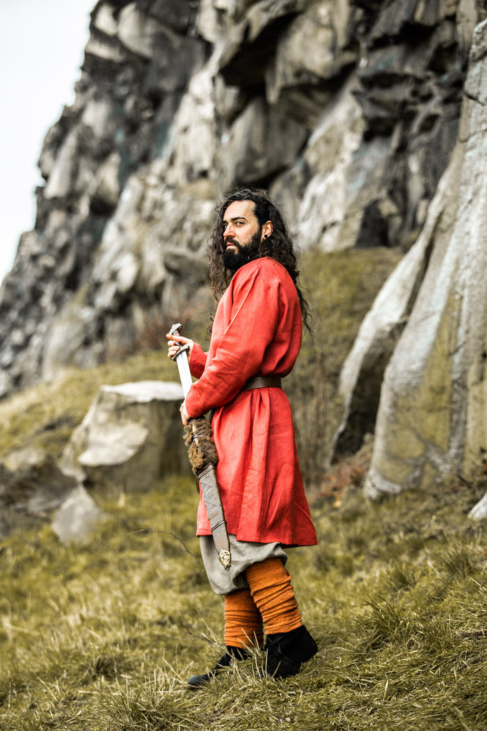 Wikińska tunika Halvar, len, czerwona