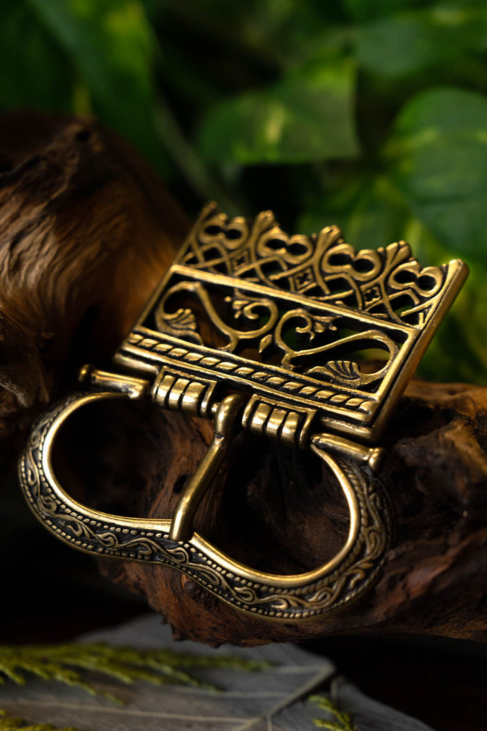 Lunga fibbia per cintura vichinga in ottone ⚔️ Negozio Medievale Lunga fibbia per cintura vichinga in ottone ⚔️ Negozio Medievale
