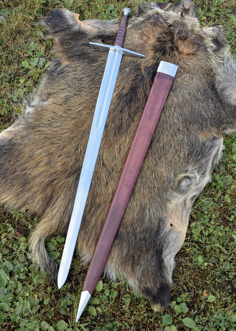 Épée à une main et demie Oakeshott type XIIIa, semi-tranchant