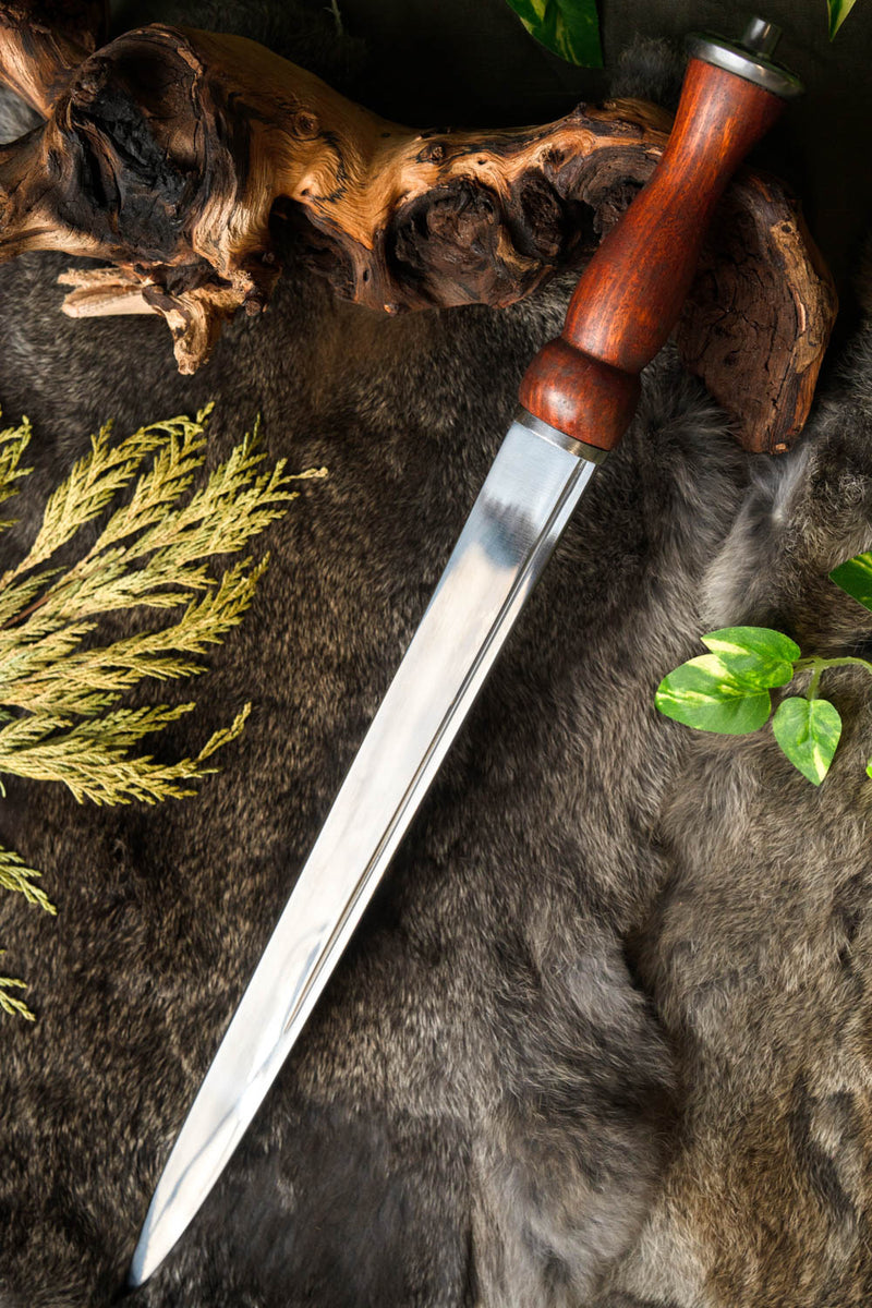 Szkocki dirk Highland 1500, półostry