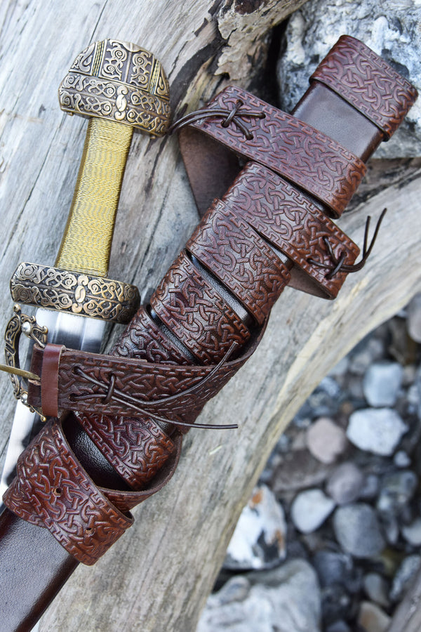Épée Viking Gnezdovo, Petersen D, semi-tranchant