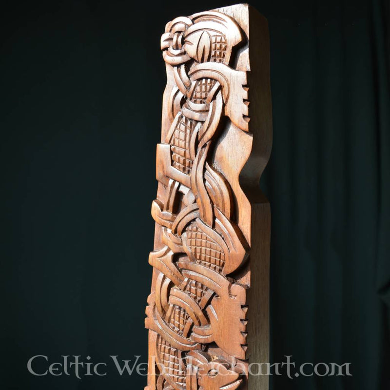 Viking wood carving, Mammen style