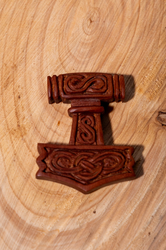 Mjölnir pendant, wood
