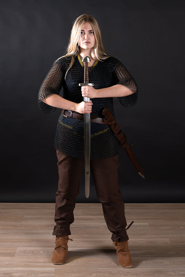 Haubergeon, czarny, nienitowany, 8 mm