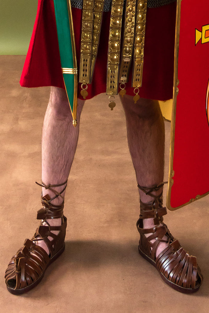 Caligae Neptunus, romerske, brun