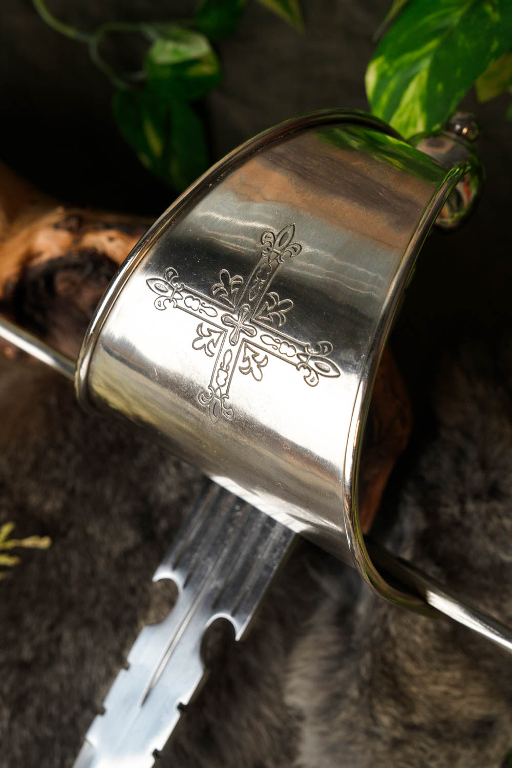 Musketier main gauche, semi-scherp