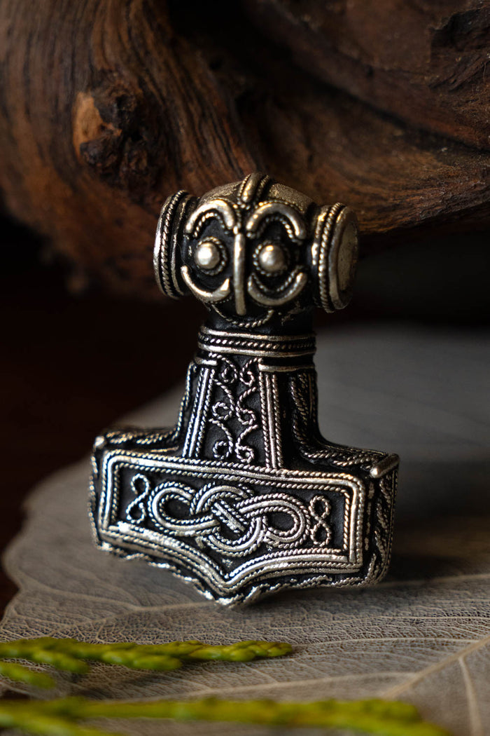 Viking Ödeshög Mjölnir met knoopwerk, verzilverd brons