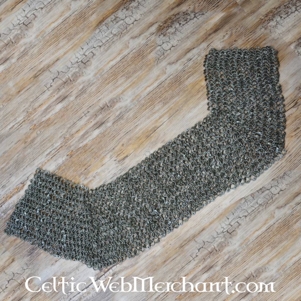 Chainmail shoulder piece, mixed flat rings-wedge rivets 8mm