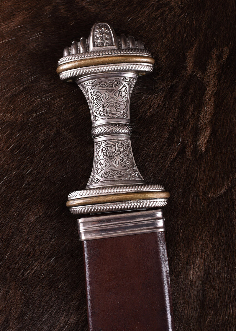 Miecz anglosaski Fetter Lane, półostry