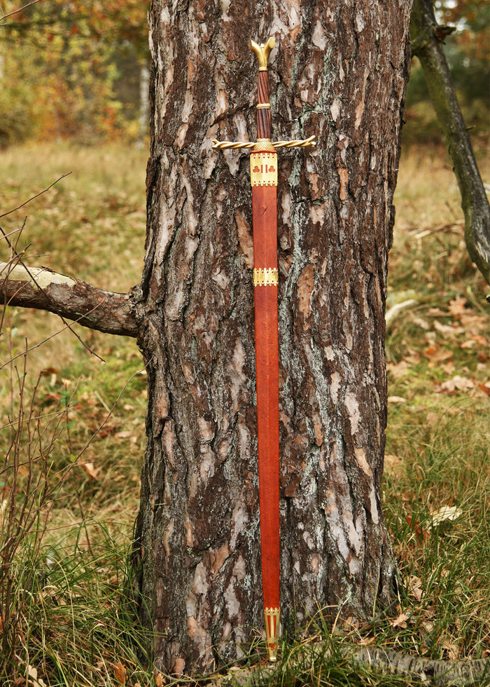 Średniowieczny miecz Oakeshott XVIII, półostry