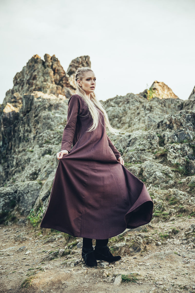 Vikingaklänning Lina, mörkbrun