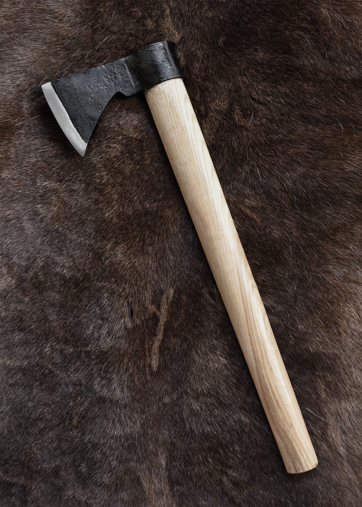 Viking hand axe, type D, semi-sharp