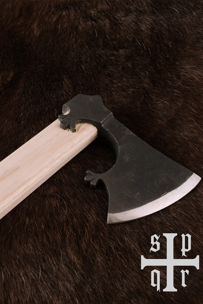 Viking axe Rommunds, Gotland, semi sharp