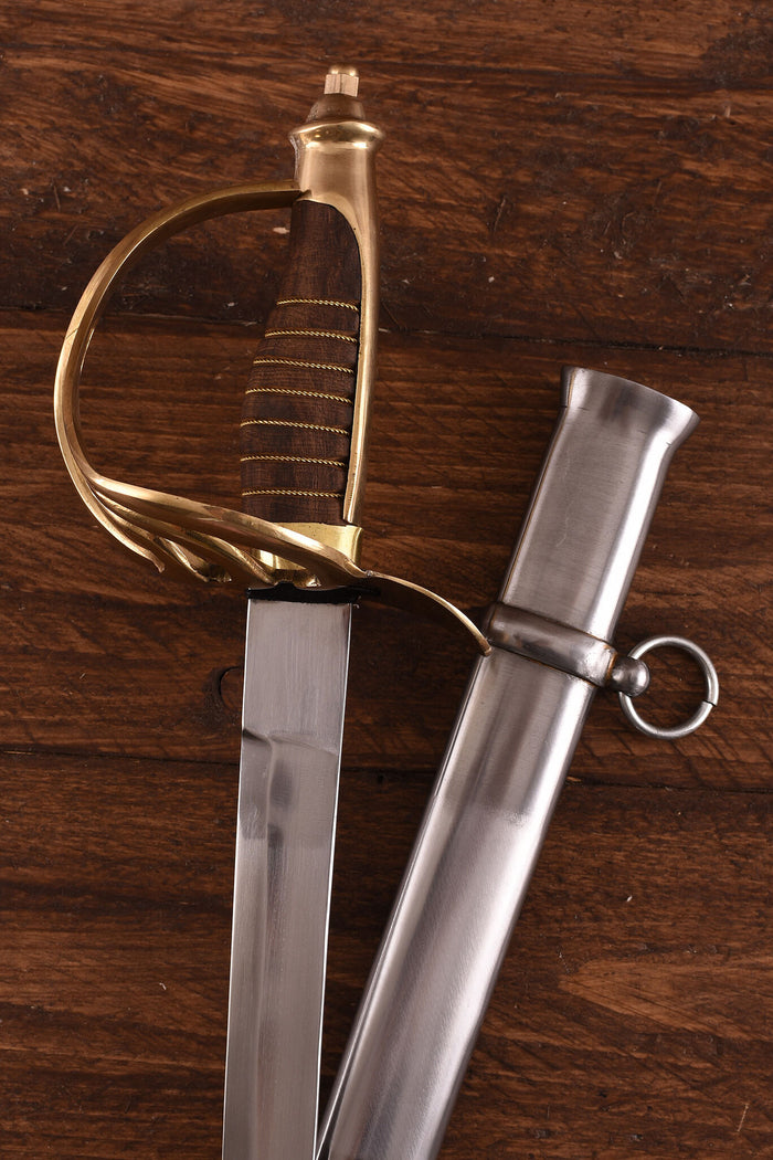 Preußischer Säbel halb scharf