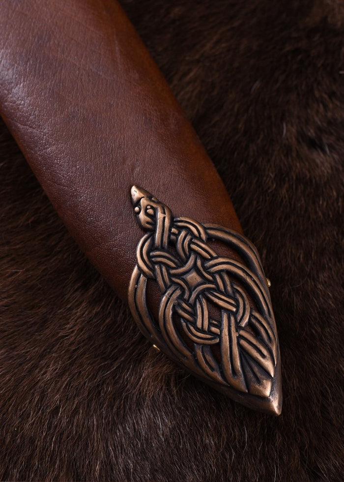 Espada vikinga de la isla de Eigg, empuñadura de cuero, semi-afilada