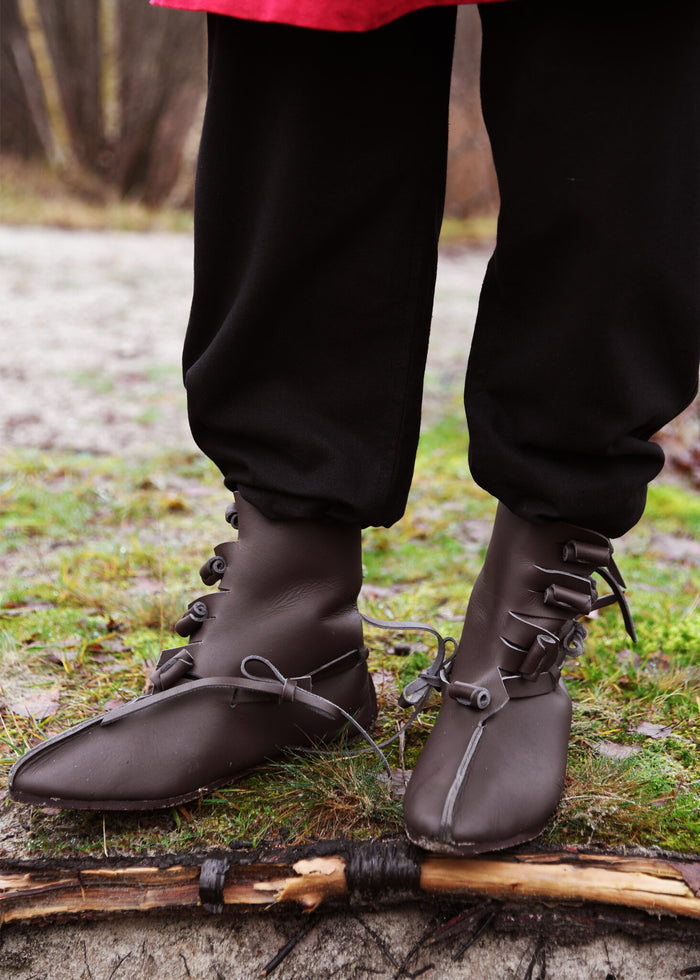 Buty Haithabu, IX–XI wiek