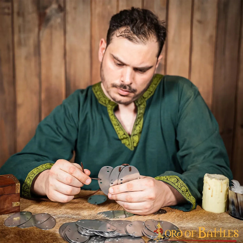 Frühmittelalterlicher Schuppenpanzer, rund