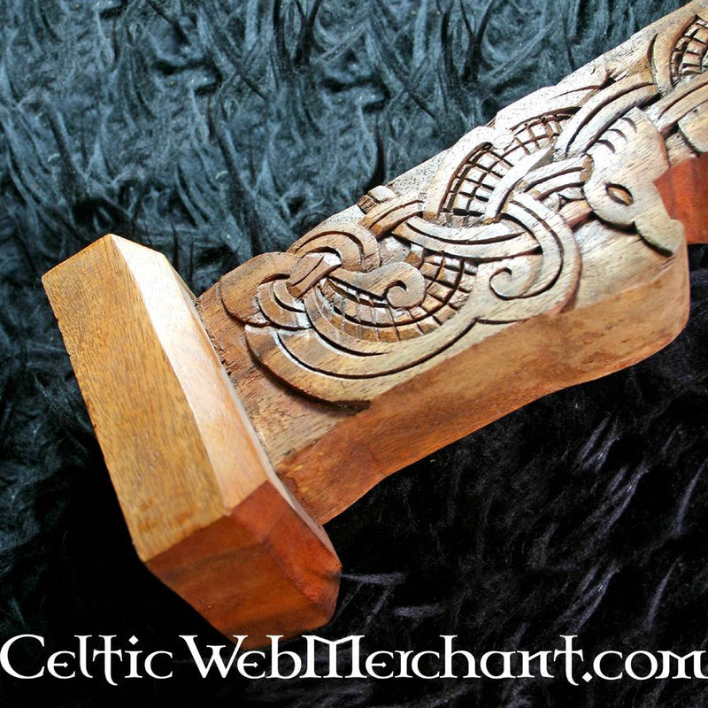 Talla vikinga en estilo Mammen