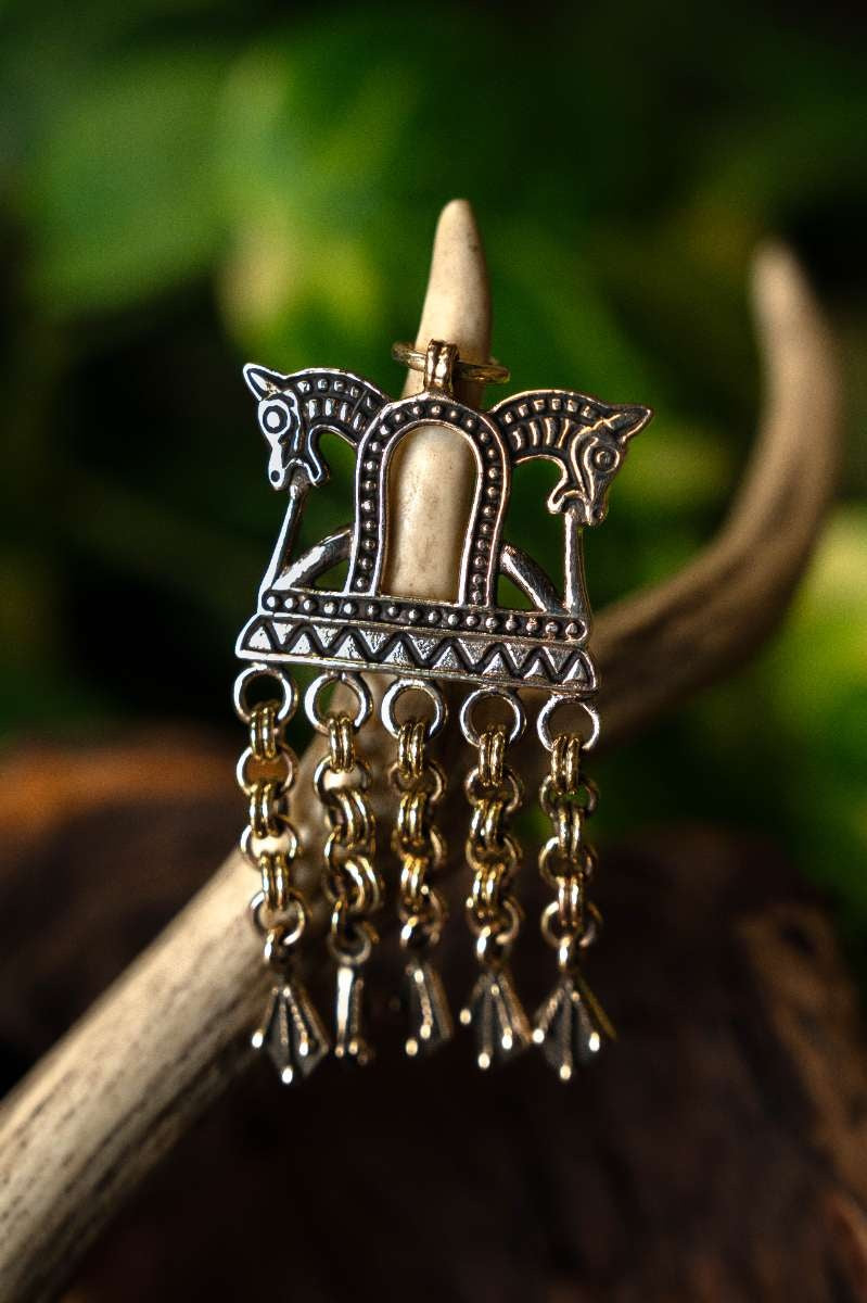 Viking horse pendant Starya Ladoga, bronze