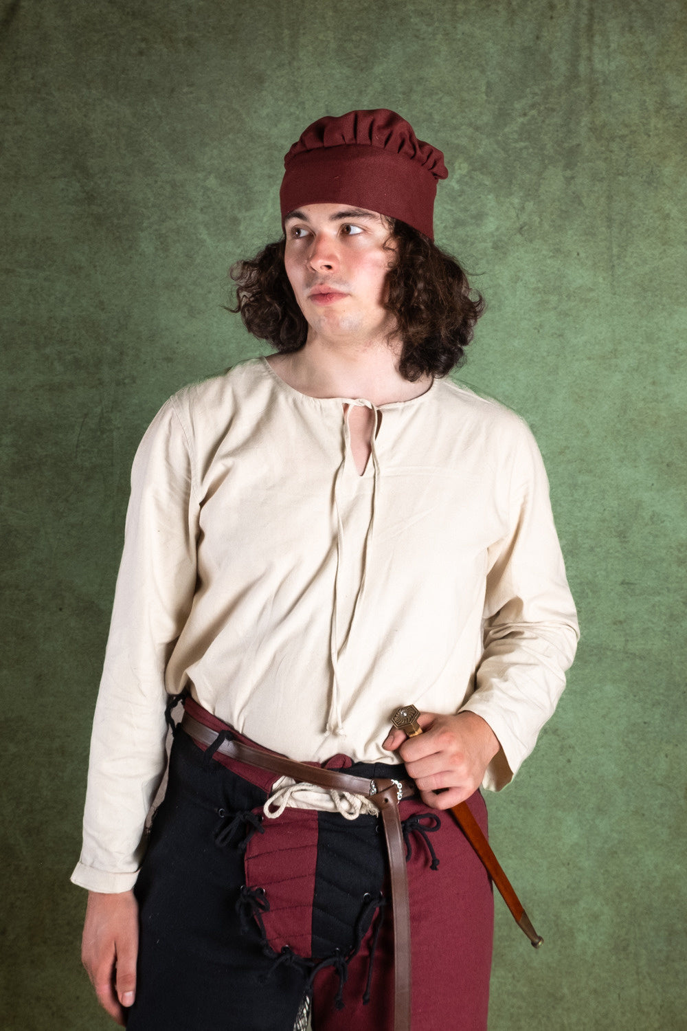 Średniowieczna czapka Armin, bordowa