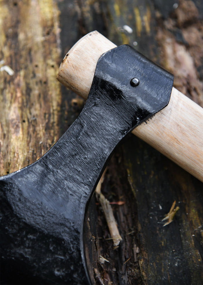 Vikinga daneaxe, typ M, vass