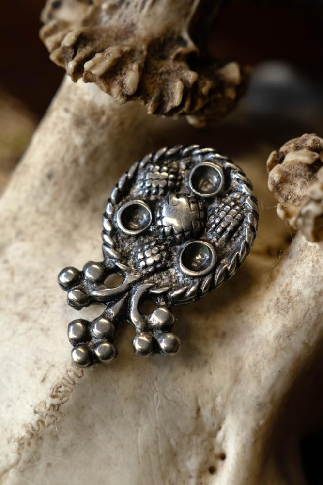 Renaissance belt fitting London, silvered