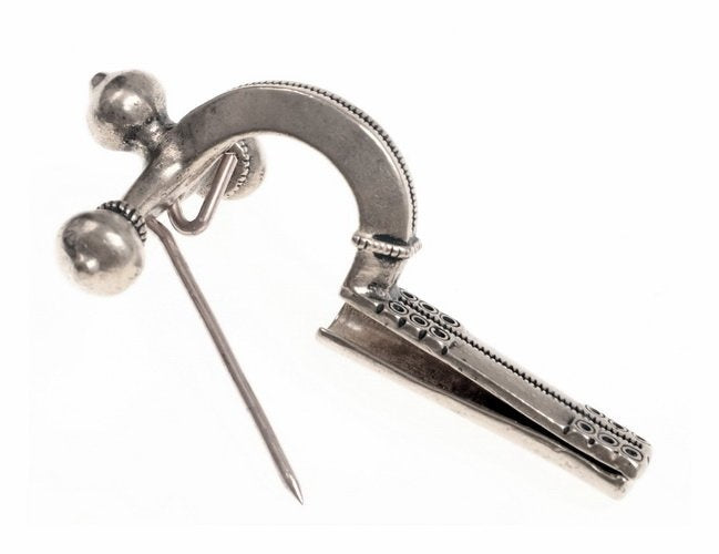 Fibula romana a balestra, bronzo argentato