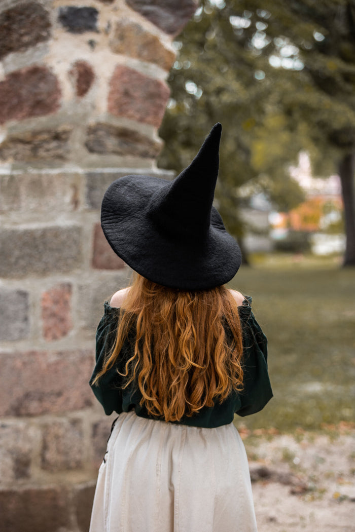 Häxhatt, svart, ullfilt