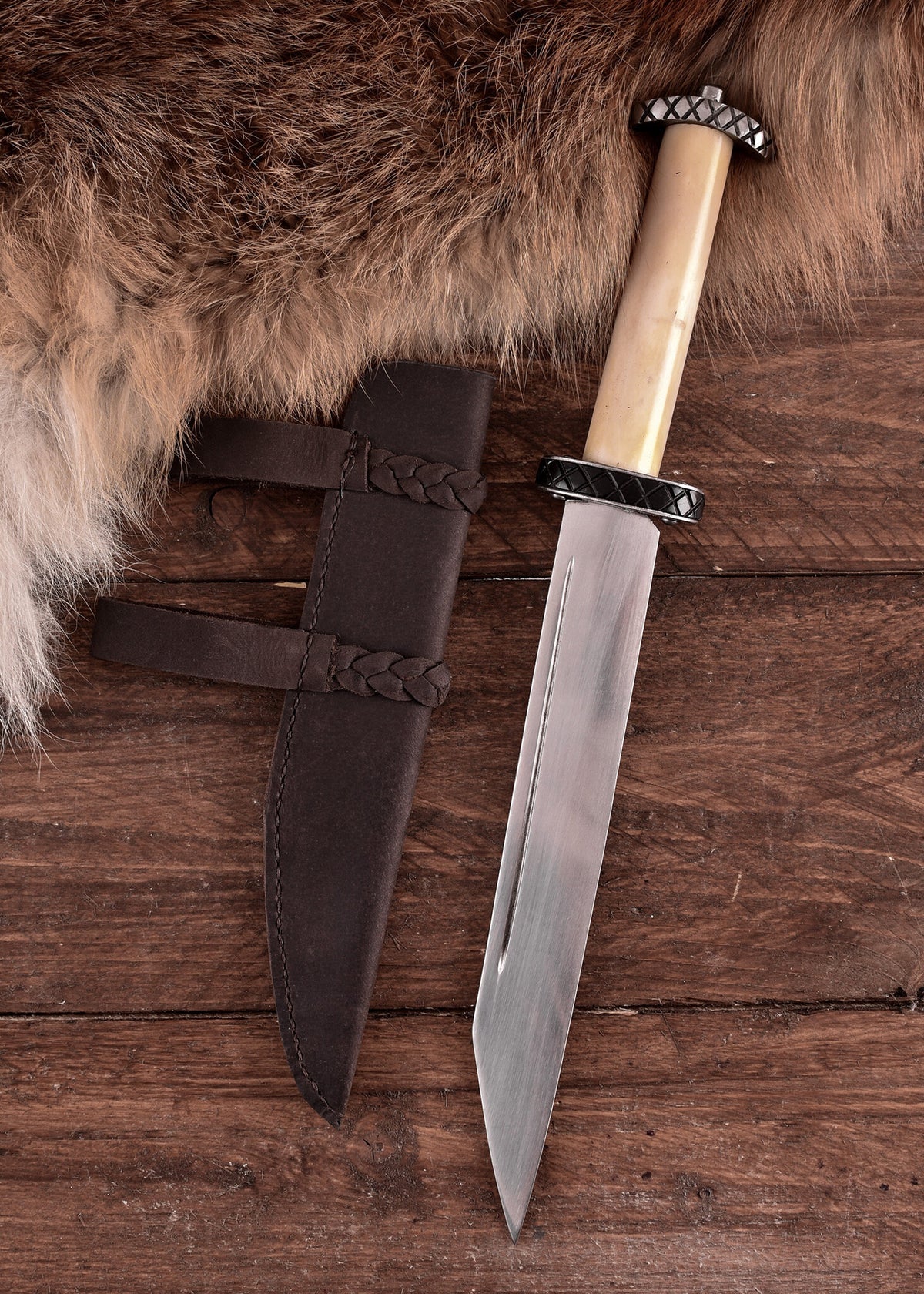 Seax Eriksson, pol ostro