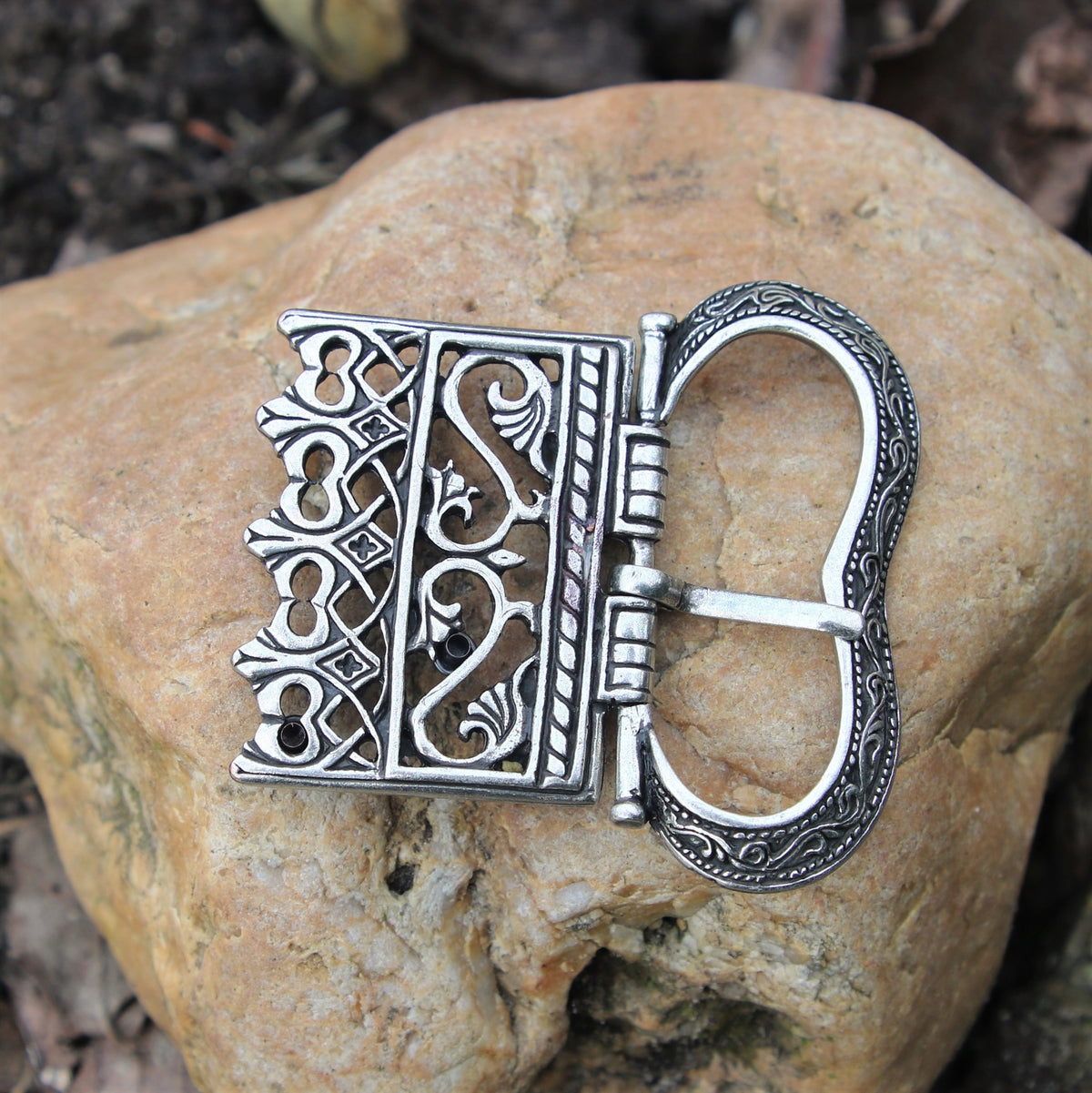 Spänne Rogier van der Weyden, försilvrad