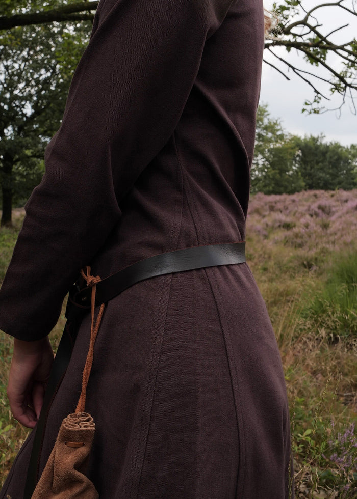 Cotehardie Christina, brun