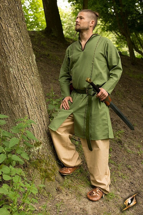 Elven tunic green
