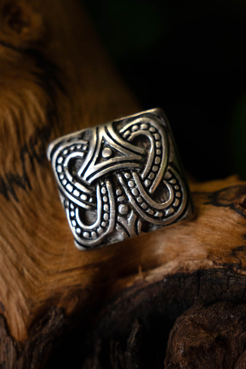 Viking belt fitting knot Borre style, silver