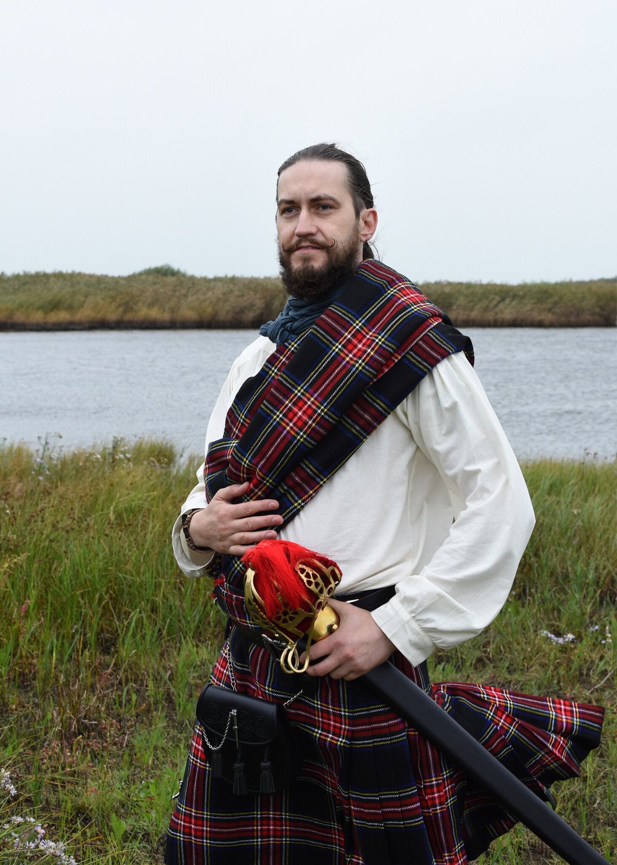 Basket hilted broadsword 1828, semi-tranchant