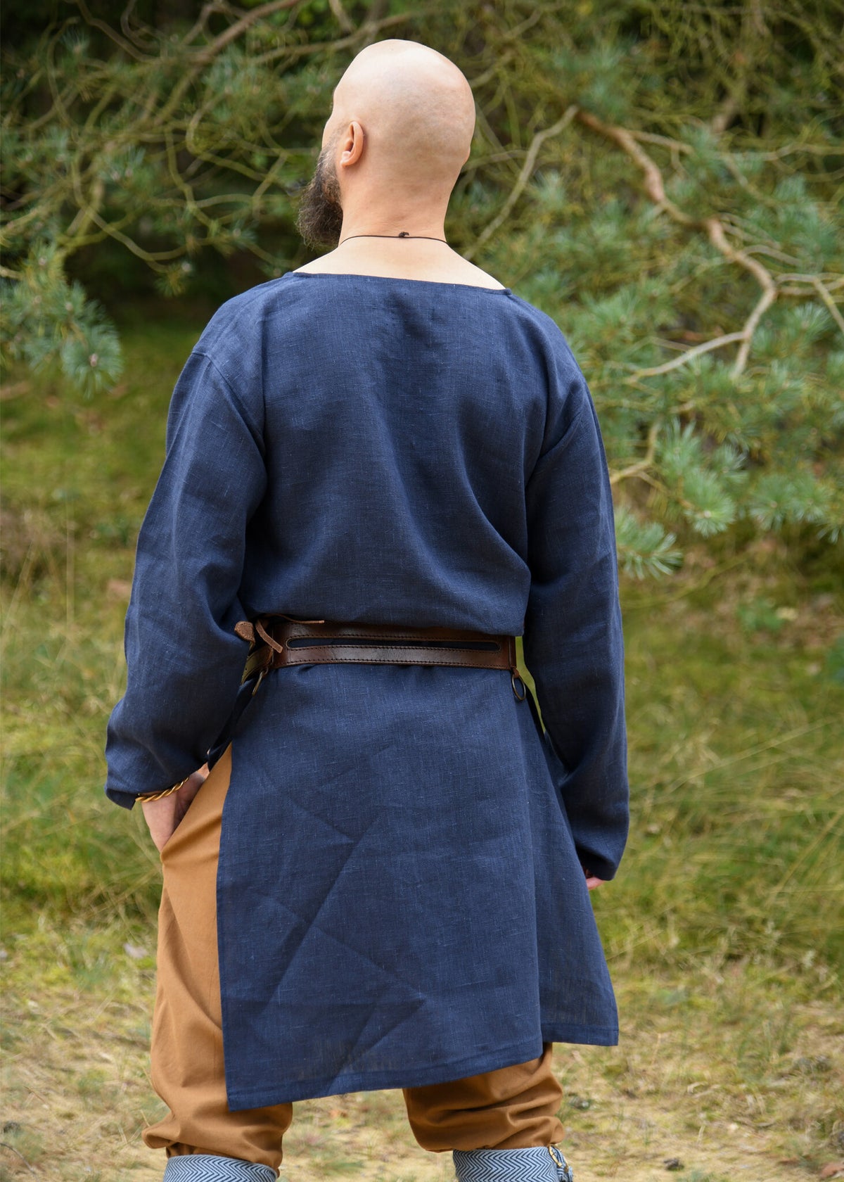Middeleeuwse linnen tuniek, blauw