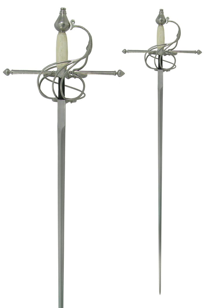 Rapier met benen grip en beugelgevest, scherp