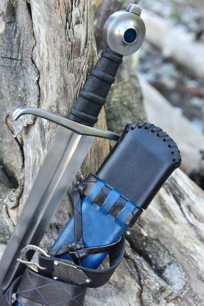 Castillon sword with scabbard, 15th century, semi-sharp