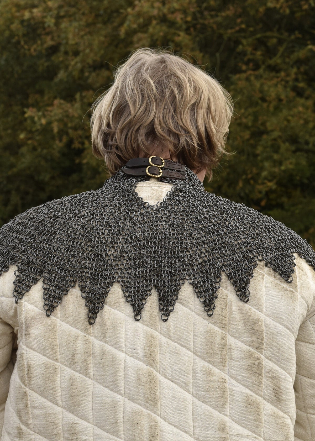 Płaszcz biskupi z kolczym kapturem, nitowany, okrągłe pierścienie, 8 mm