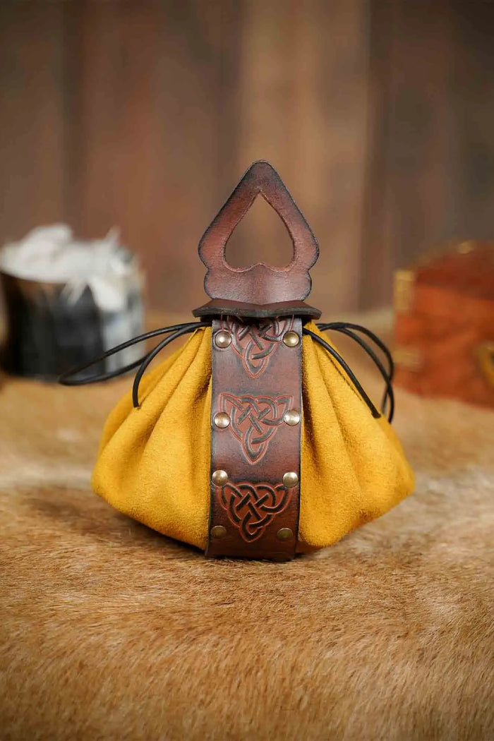 Celtic pouch Tara