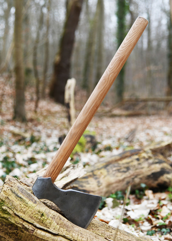 Wikiński topór, stal kuta ręcznie, typ F, półostry