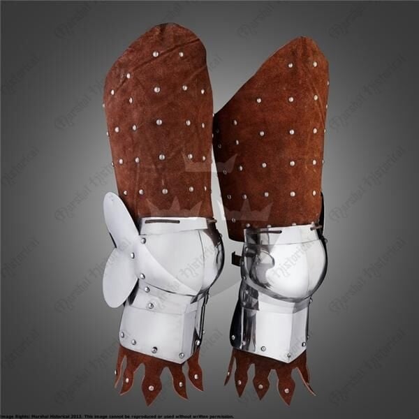 Leather cuisses, 14th century
