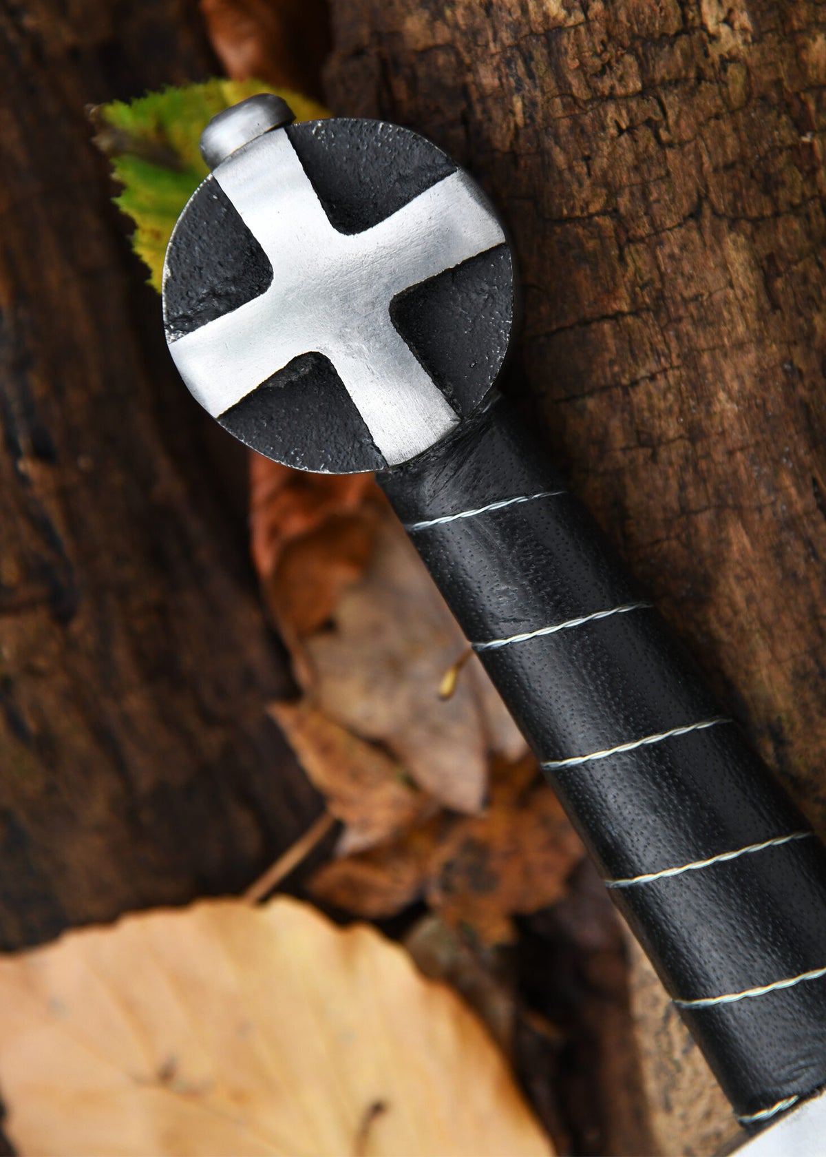 Korsfarardolk Jerusalem, halvvass